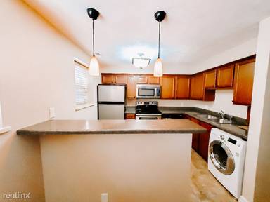 Main picture of 603 S 35th Ave