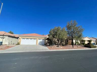 Main picture of 8682 Waterford Bend St
