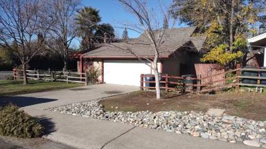 Main picture of 6625 Mercedes Ave