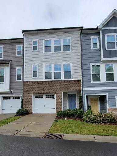 Main picture of 1425 Salem Creek Dr