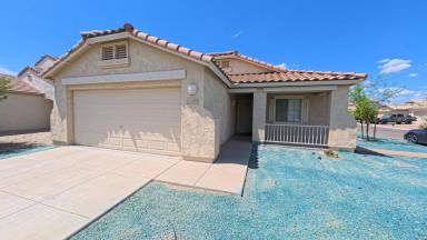 Main picture of 1744 E Maddison Cir