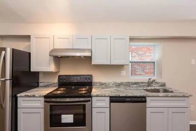 Main picture of 112 S Ann St