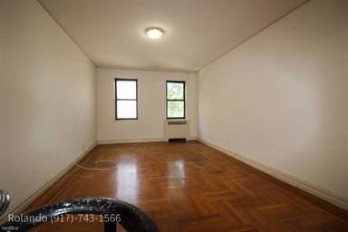 Main picture of 255 E 176th St