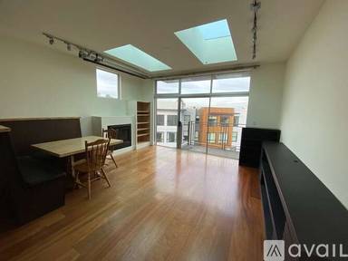 Main picture of 25 Sierra St