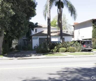 Main picture of 4443 Coldwater Canyon Ave