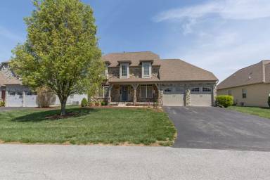 Main picture of 142 Lewis Washington Dr