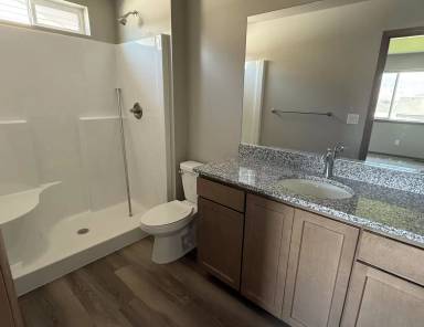 Main picture of 318 S Newton Ave