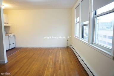 Main picture of 164 North Beacon St