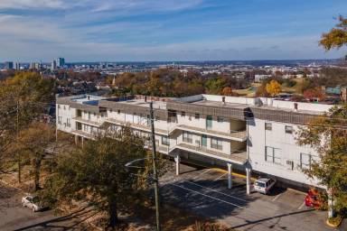 Main picture of 3400 Cliff Rd S