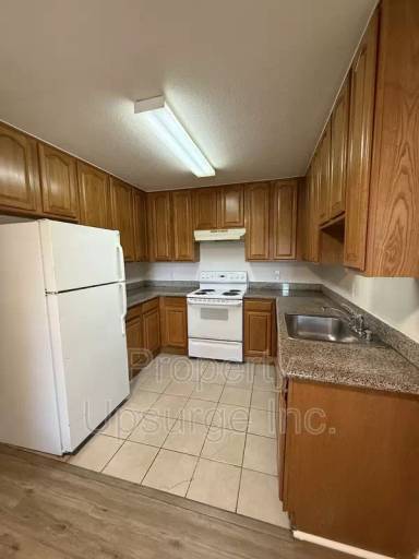 Main picture of Baywoods