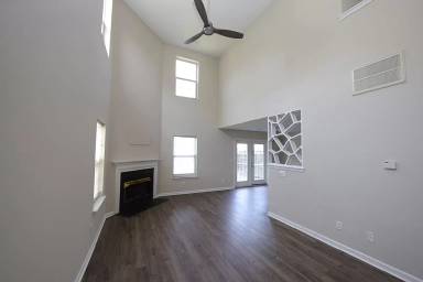 Main picture of 9904 Treymore Dr