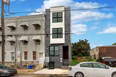 Main picture of 2122 N Marshall St