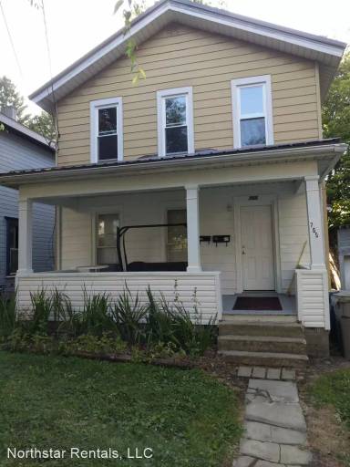 Main picture of 705 Park Ave
