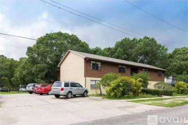 Main picture of 3124 W Sligh Ave