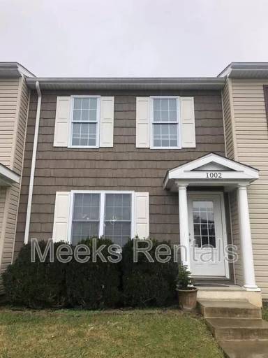 Main picture of 1002 Fairway Gdns