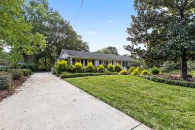 Main picture of 5018 Beckford Dr