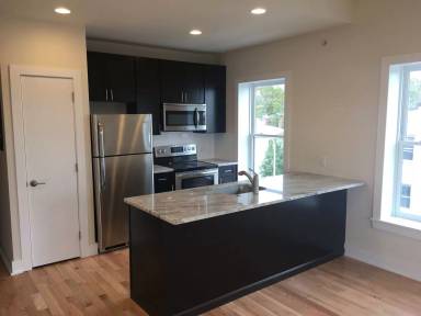 Main picture of 2201 South St