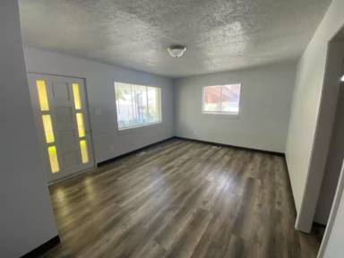 Main picture of 389 S 360 W