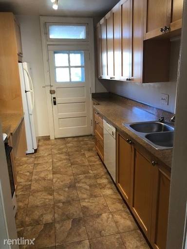Main picture of 3325 N Seeley Ave