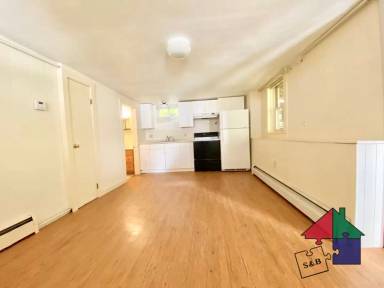 Main picture of 37 Jefferson St