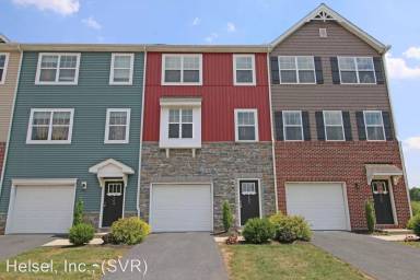 Main picture of Admiral's Quay