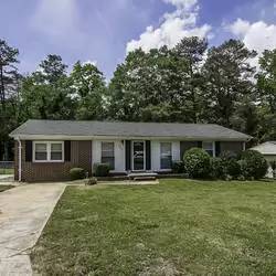 Main picture of 230 W Castle Dr