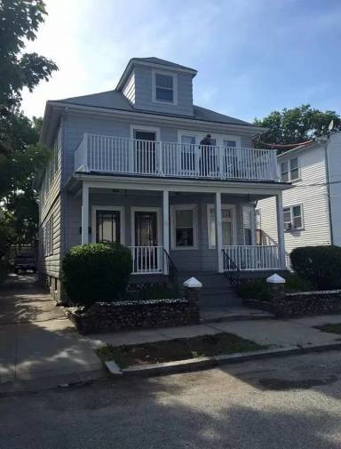 Main picture of 76 Radcliffe Ave