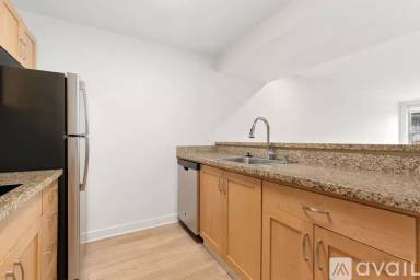 Main picture of 1011 Pike St