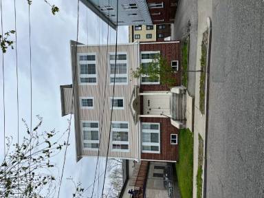 Main picture of 16 Congress Avenue - 6