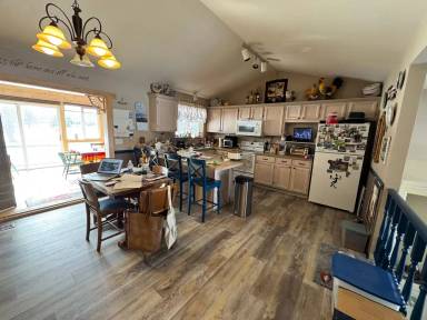 Main picture of 82 Stillwater Dr