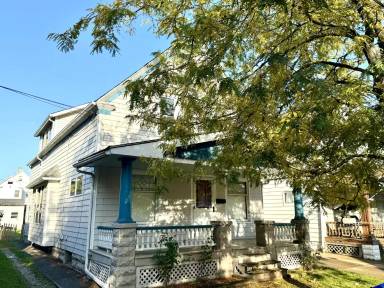 Main picture of 3640 W 47th St