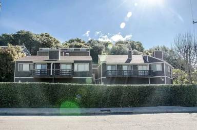 Main picture of 5400 Mountain Blvd