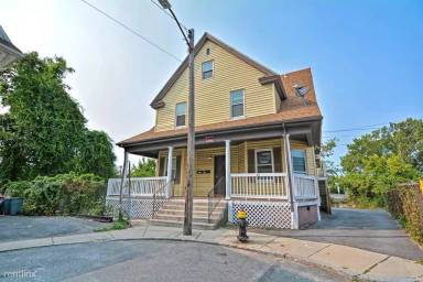 Main picture of 30 Humphreys Pl