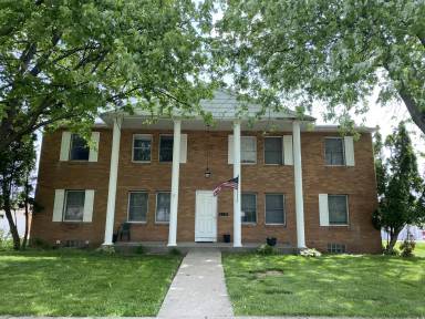 Main picture of 145 Edgewood Dr