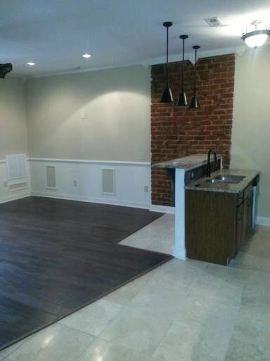 Main picture of 1102 Bainbridge St