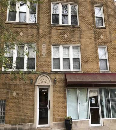 Main picture of 2412 W Ardmore Ave
