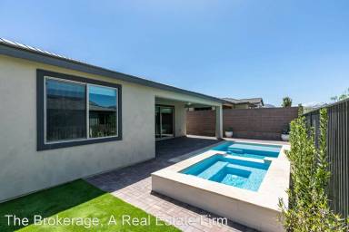 Main picture of 9560 Balais Dr