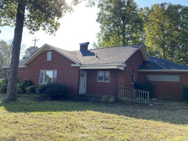 Main picture of 3 Mills Ave NW