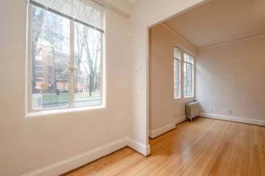 Main picture of Jeanne Manor