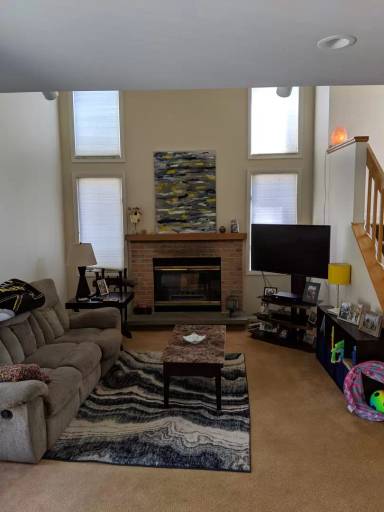 Main picture of 1612 Woodledge Cir