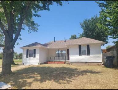 Main picture of 745 NW 89th St