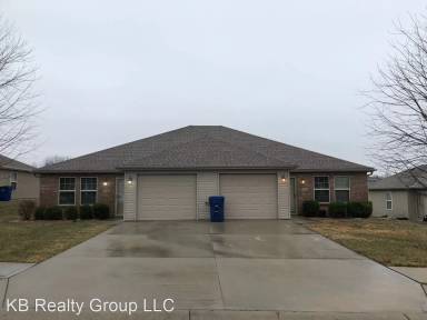 Main picture of 116 SE Rock Garden Ln