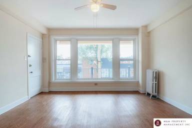 Main picture of 817 S Oak Park Ave