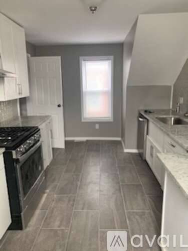 Main picture of 324 2nd St