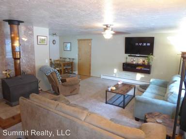 Main picture of 8273 Garnet St
