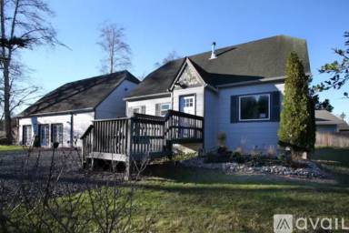 Main picture of 33788 Cullaby Lake Ln