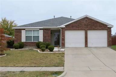 Main picture of 4513 Blue Jay Ln