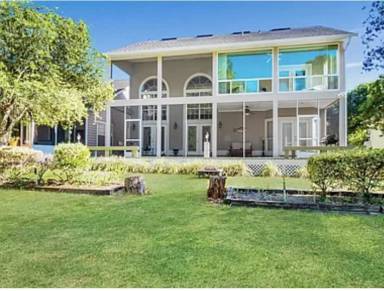 Main picture of 10947 Palmetto Blvd