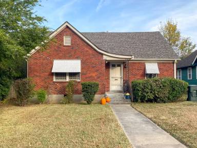 Main picture of 488 Ellsworth St