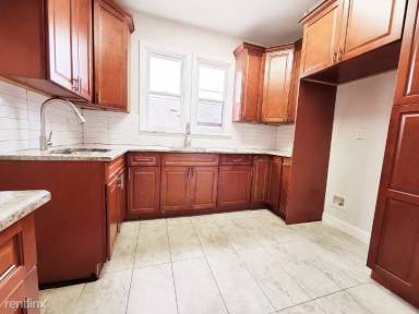 Main picture of 210 Van Nostrand Ave